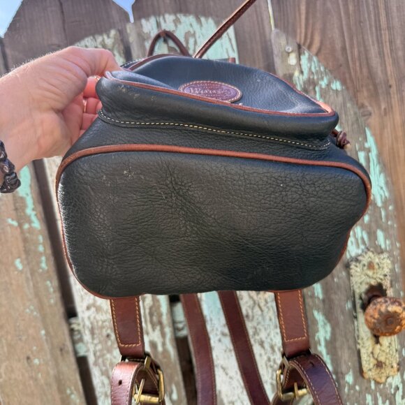 Roots of Canada Heavy Leather Backpack main image 6